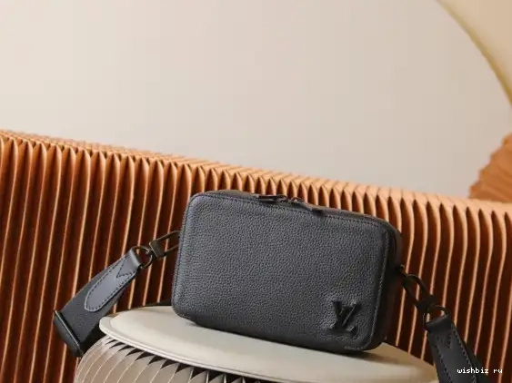 WIS Wearable VUITTON Wallet LOUIS Alpha 0425